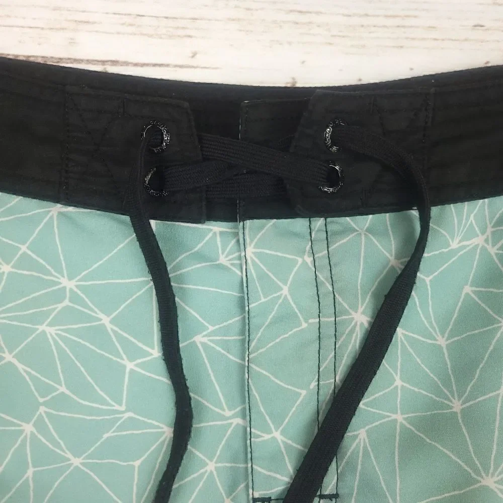 Ezekiel blue geometrical print swim shorts size 32